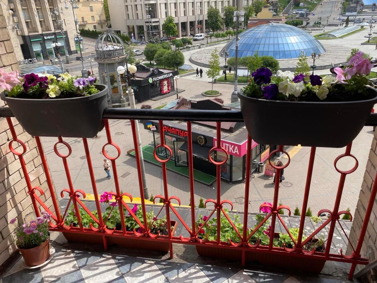 Булгакоff Hostel เคียฟ ภายนอก รูปภาพ