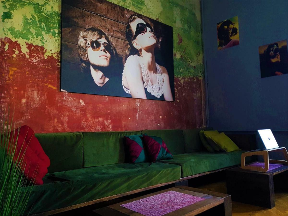 Булгакоff Hostel เคียฟ ภายนอก รูปภาพ